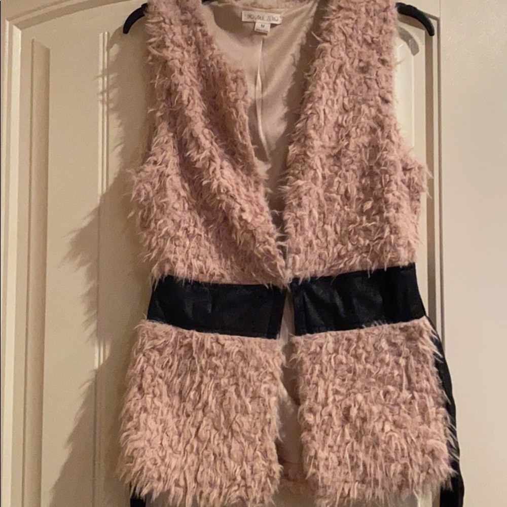 Double Zero Vest - image 5